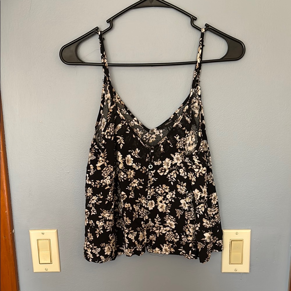 Black and white floral crop top